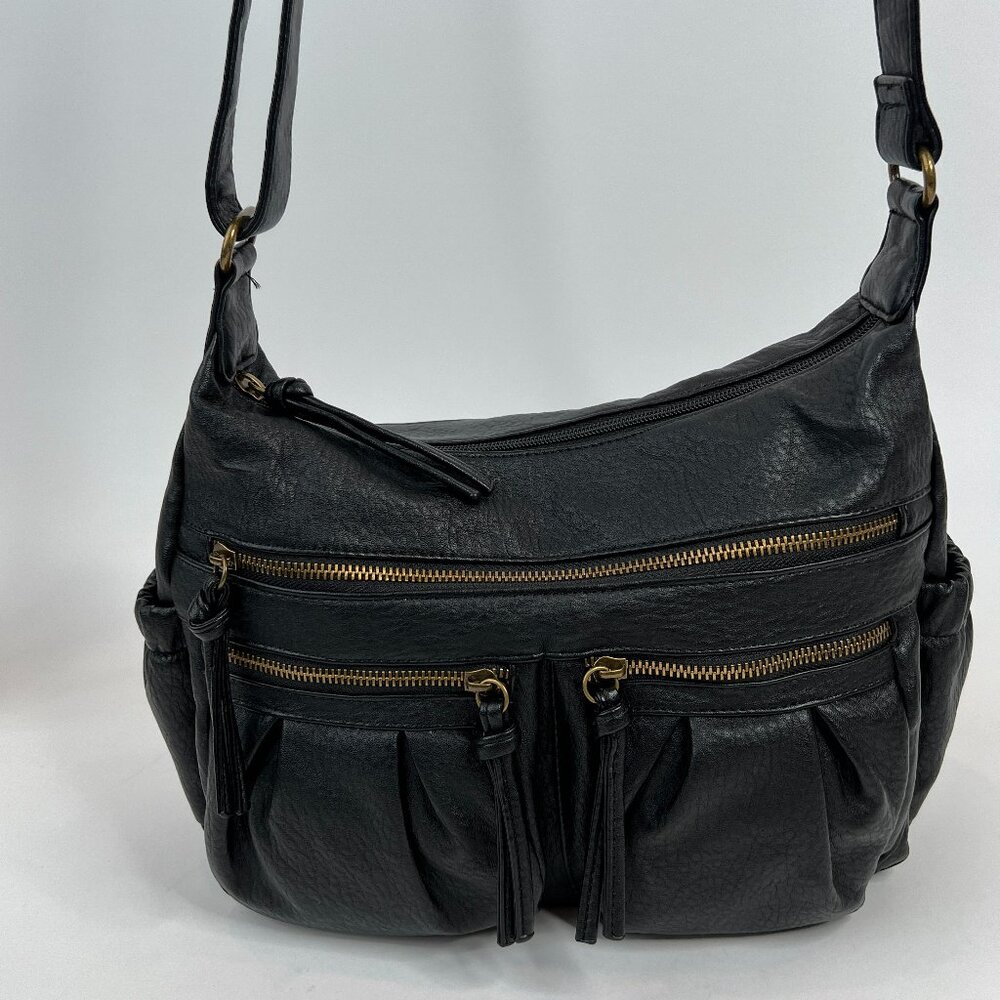 Bueno of California Smooth Faux Leather Crossbody, Black